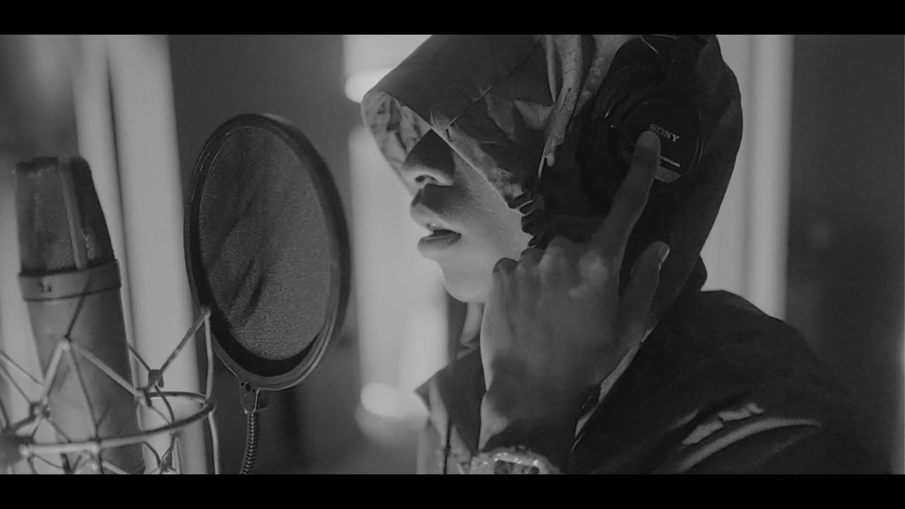 Clavish – 100MPH Freestyle x3 (Official Video)