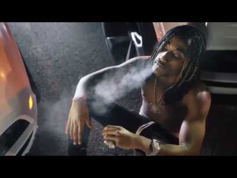 LocoCity – Credit Card (Official Video)