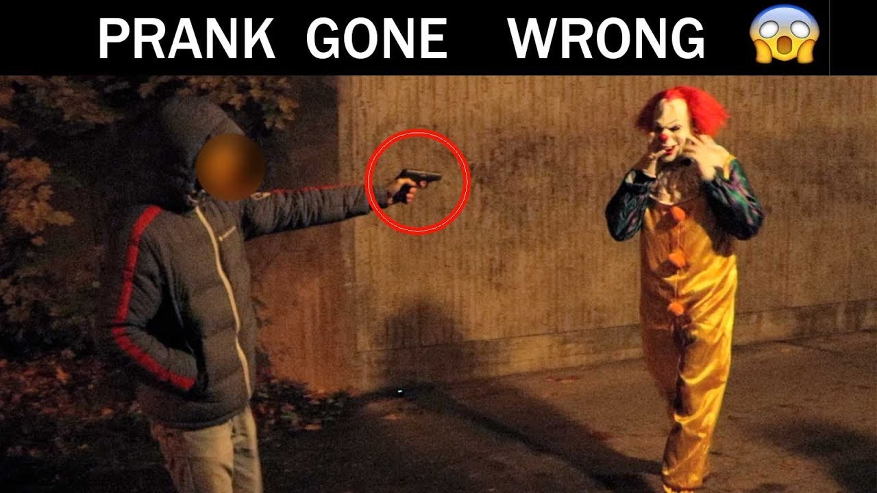 Halloween PRANK Gone Wrong 😱-Julien Magic