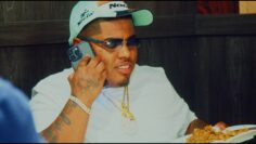 Smiley – Kept Snowin