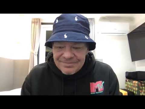 Chris Must List LIVE from Seoul, South Korea!