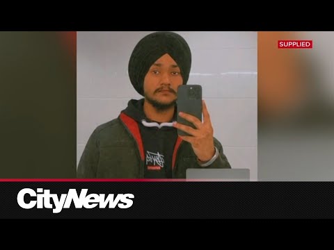 I HAVE THE *WORST LUCK* IN ESCAPE TSUNAMI FOR BRAINROTS! | @robloxchica – content – WESHH