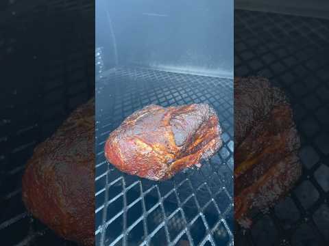 Low and slow smoked pork shoulder #bbq #recipes #pork #pulledpork #bbqpork