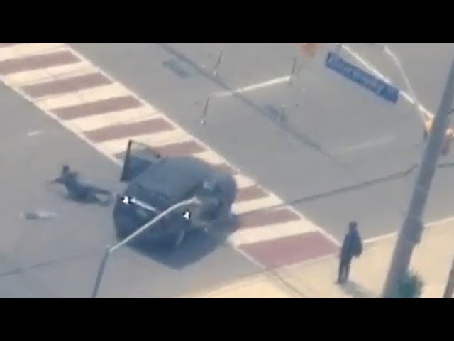 CAUGHT ON CAMERA: Violent carjacking in Mississauga. Safety advice from cops