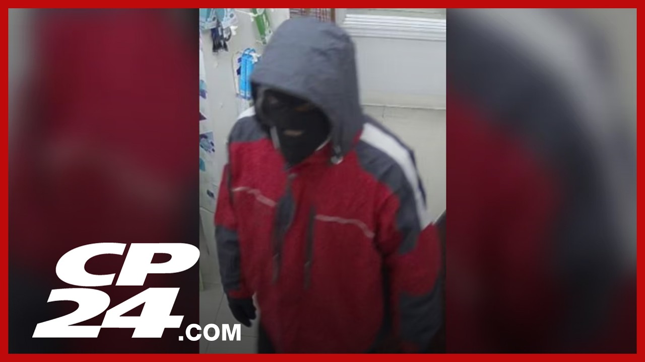 Man wanted following armed robbery at Richmond Hill business, police say