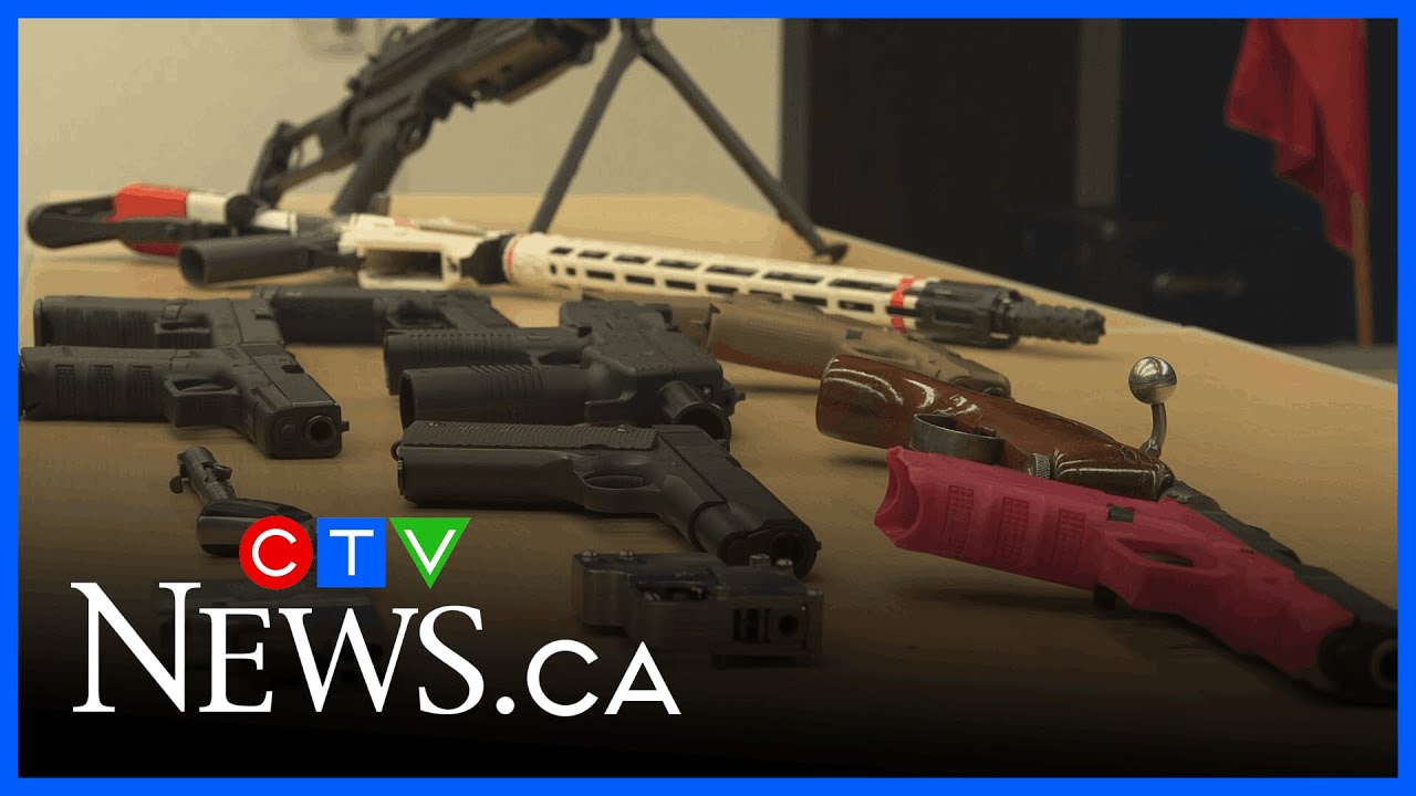 Police dealing with replica guns in B.C.