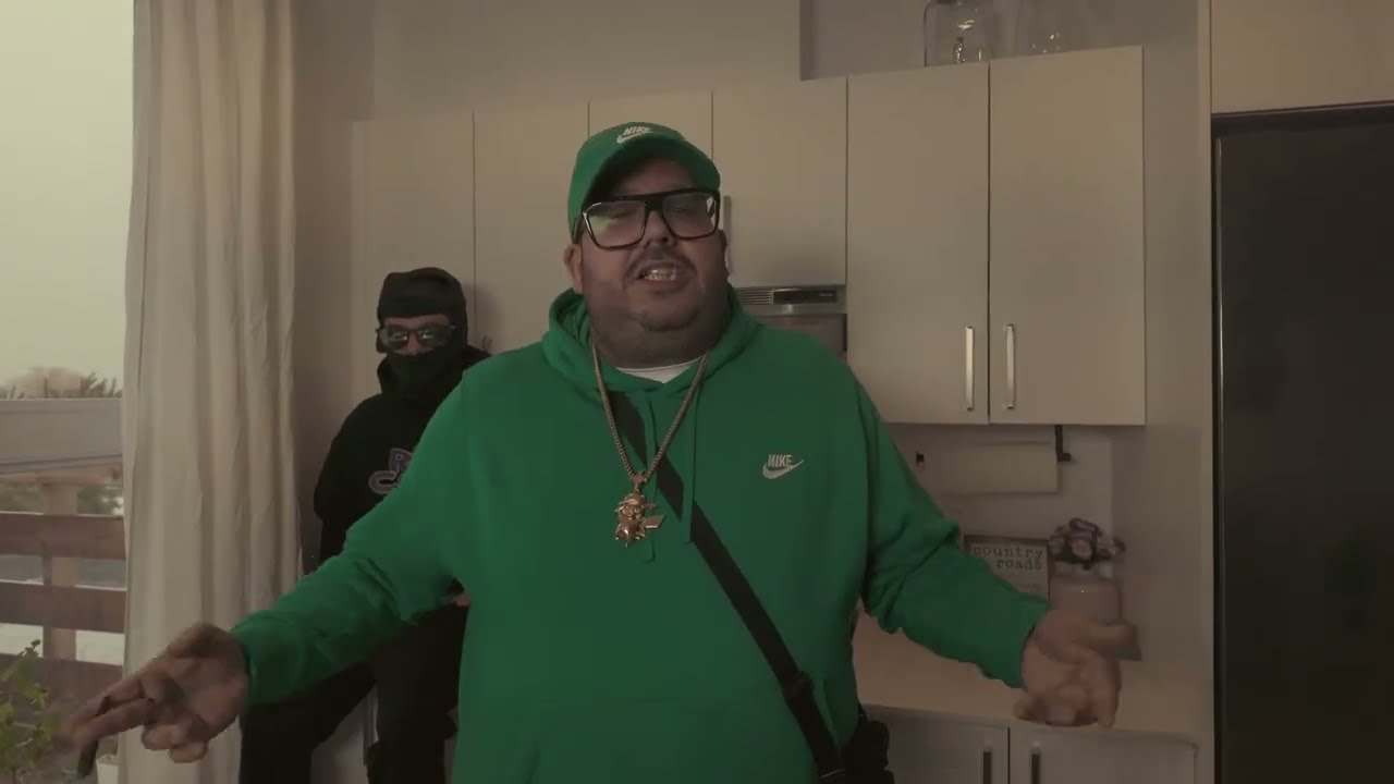 I HAVE 24 HOURS…..(DESTROYING MY ROOM) – content – WESHH