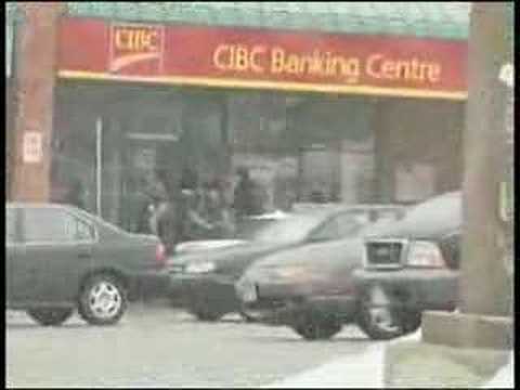 Toronto police foil bank robbery-raw footage