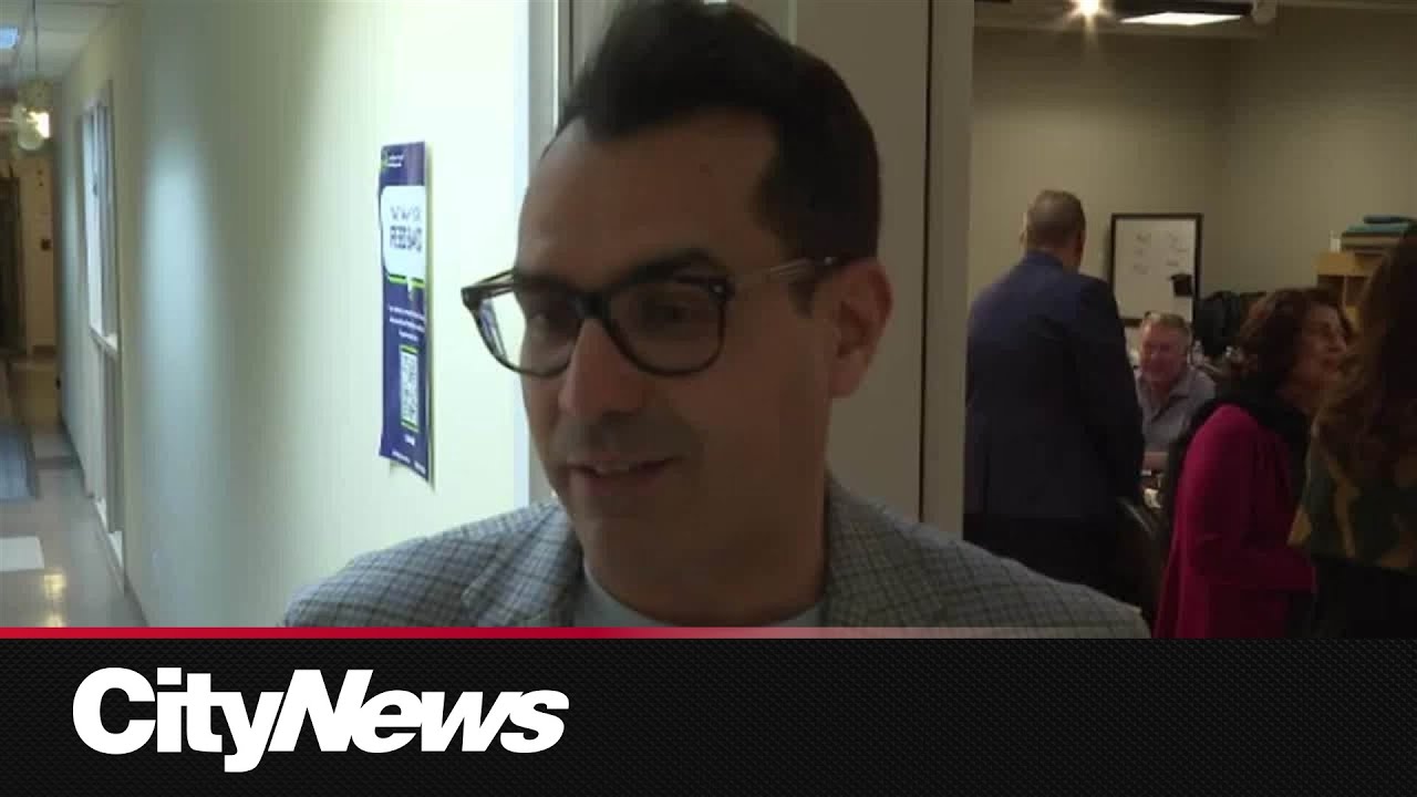 GOLDSTRUCK ROBBERY: Coffee shop is target of vandals and robbers – Vancouver rapper – content – WESHH