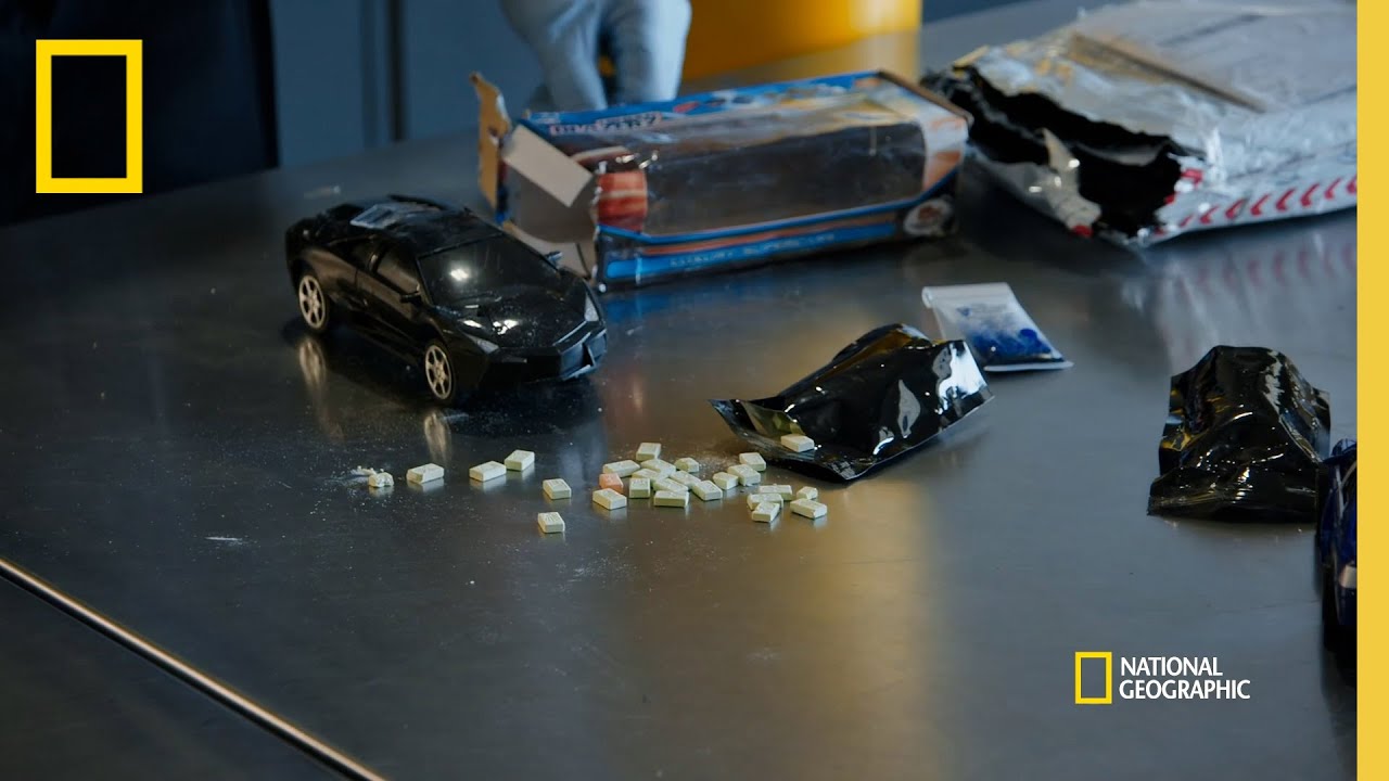 Narcotics Hidden in a Toy Car | To Catch A Smuggler